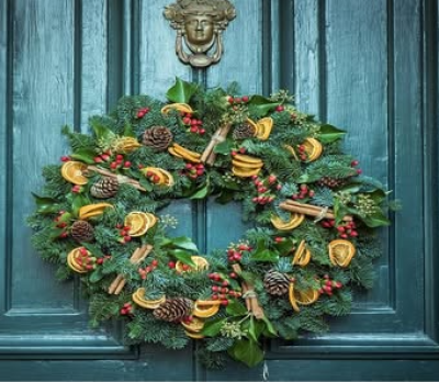 Thursday 4th December - Thursday 4th December from 7pm to 9pm.

Includes all materials, festive nibbles, and refreshments. Join us for some festive cheer and fun!